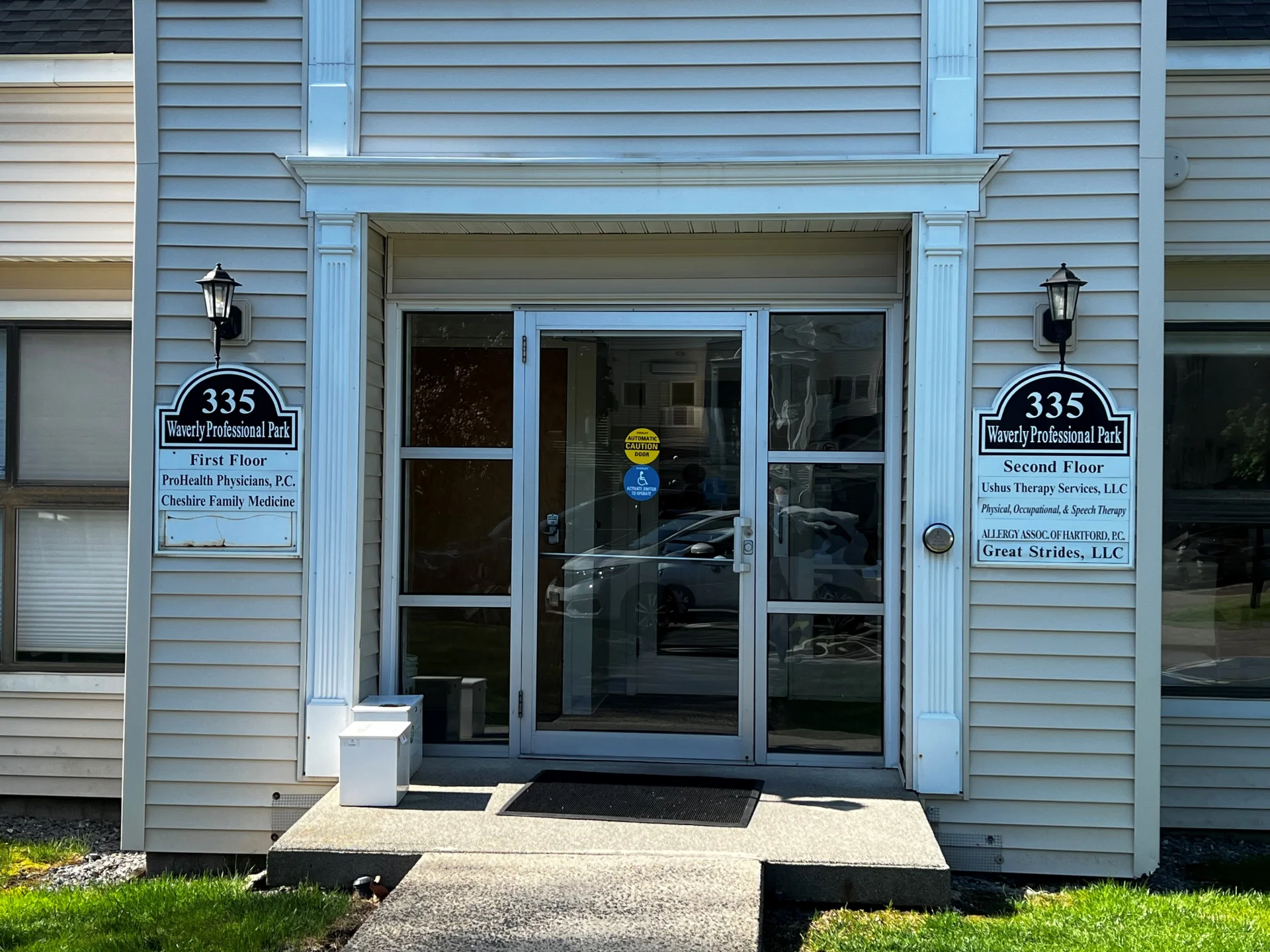 335 Highland Entrance.webp